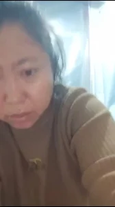 老阿姨拌开骚逼